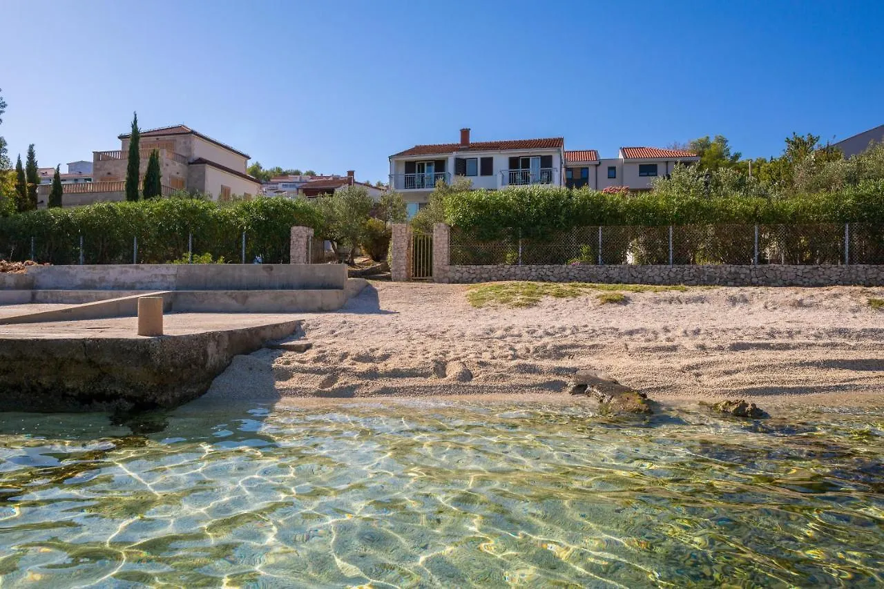 Villa Beachfront Apartments Trogir