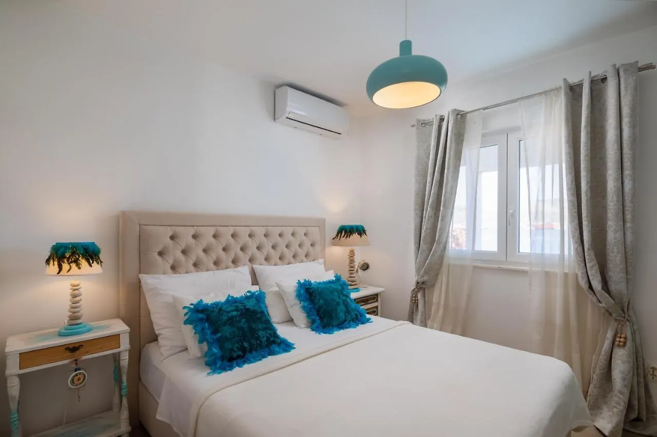Villa Beachfront Apartments Trogir 0*,