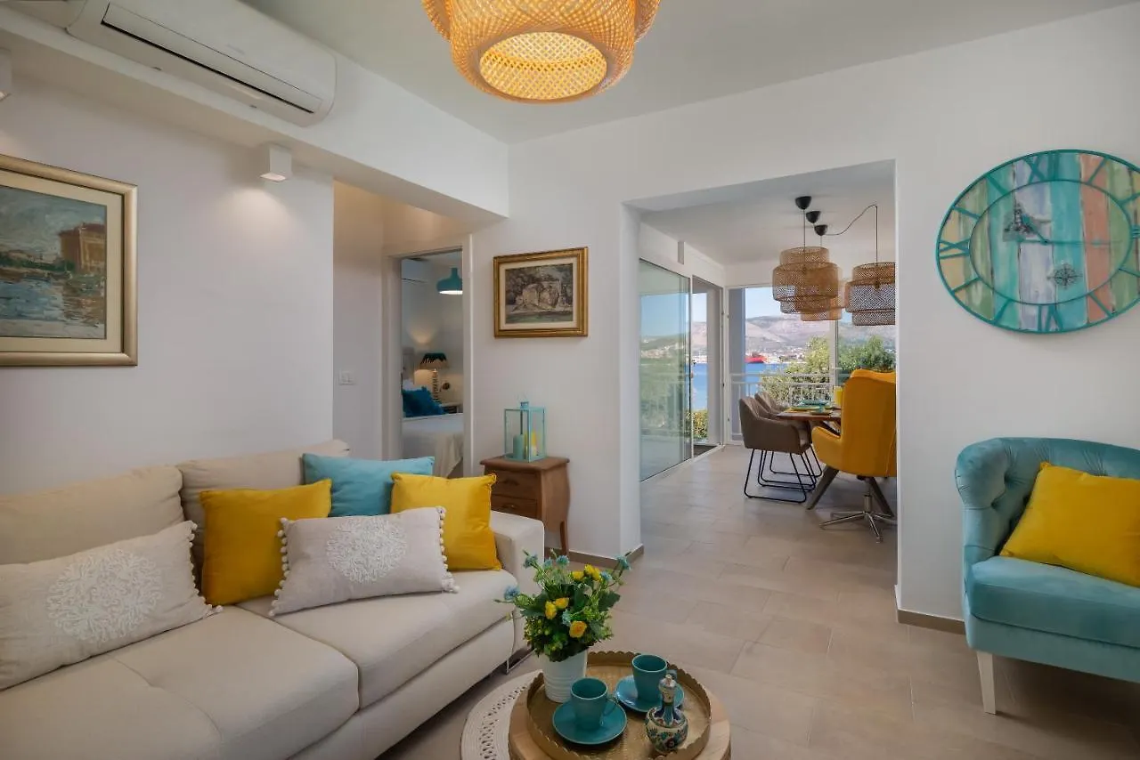 Villa Beachfront Apartments Trogir Chorwacja
