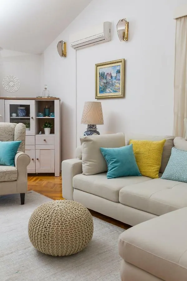 Villa Beachfront Apartments Trogir 0*,  Chorwacja