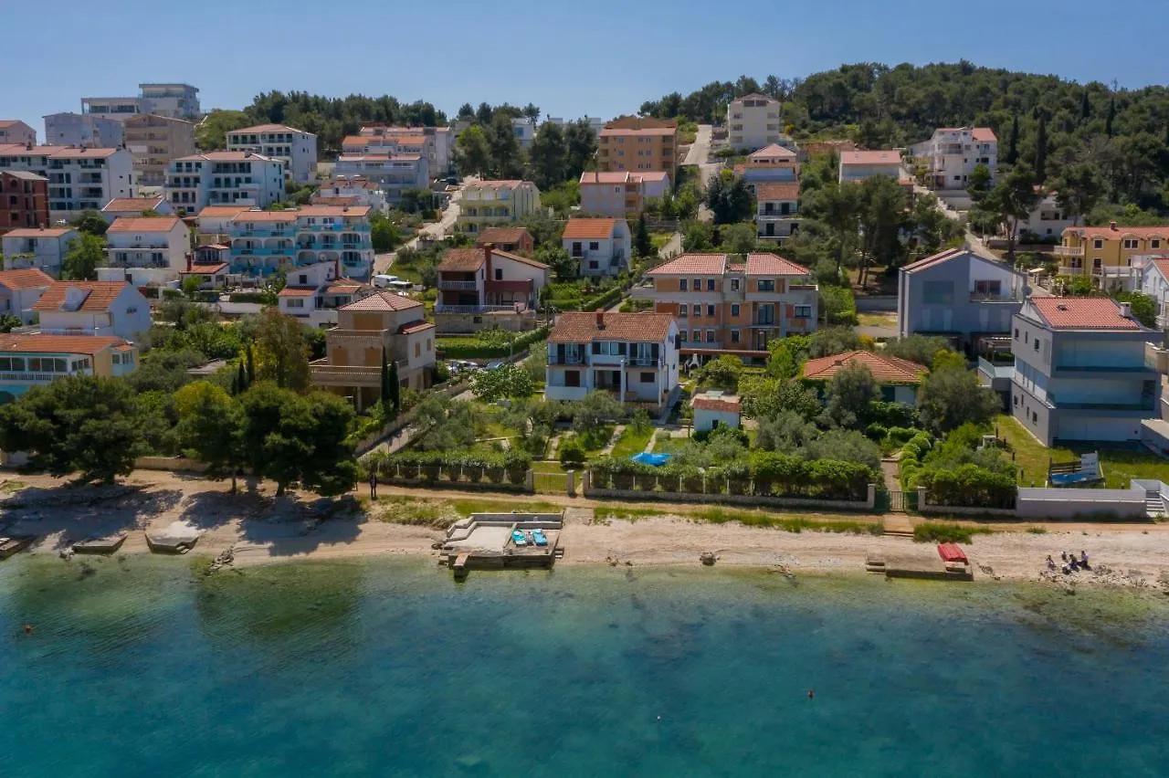 Villa Beachfront Apartments Trogir