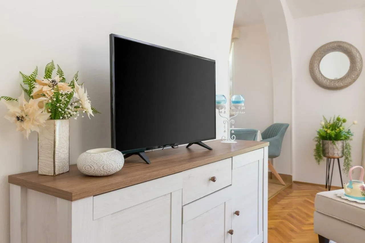 Villa Beachfront Apartments Trogir 0*,