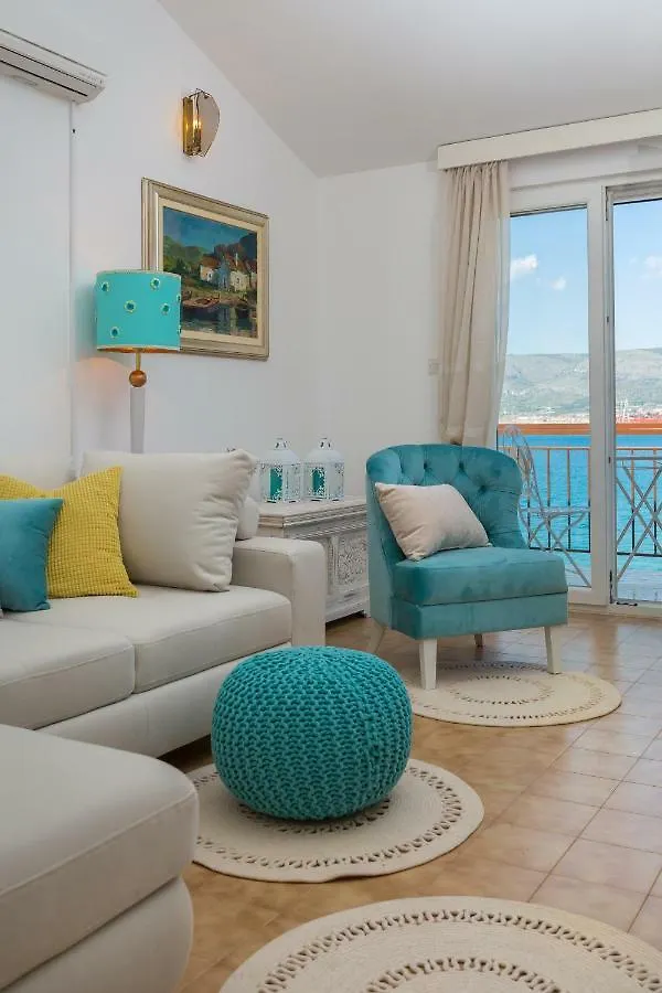 Villa Beachfront Apartments Trogir Chorwacja