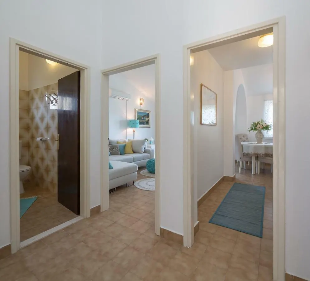 Villa Beachfront Apartments Trogir