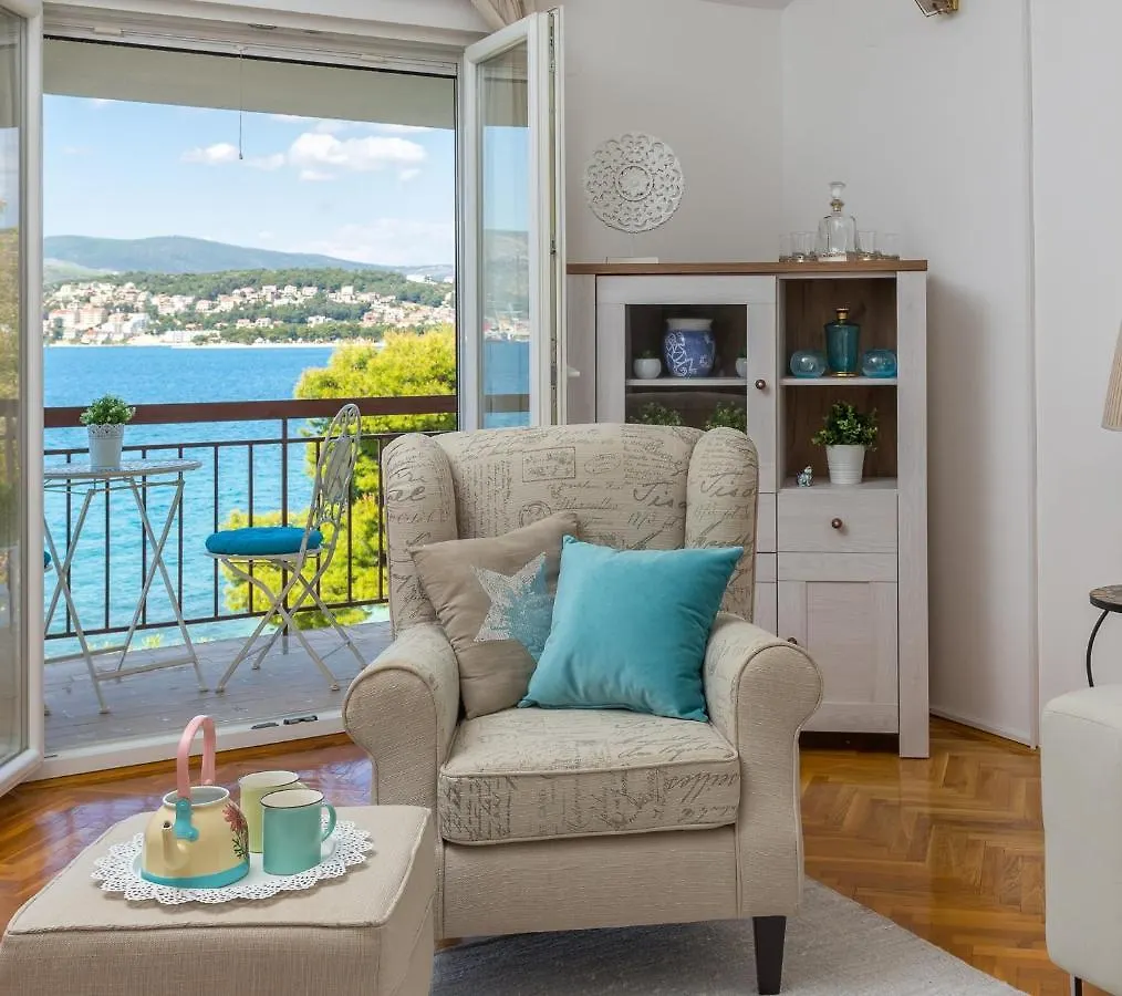 Villa Beachfront Apartments Trogir