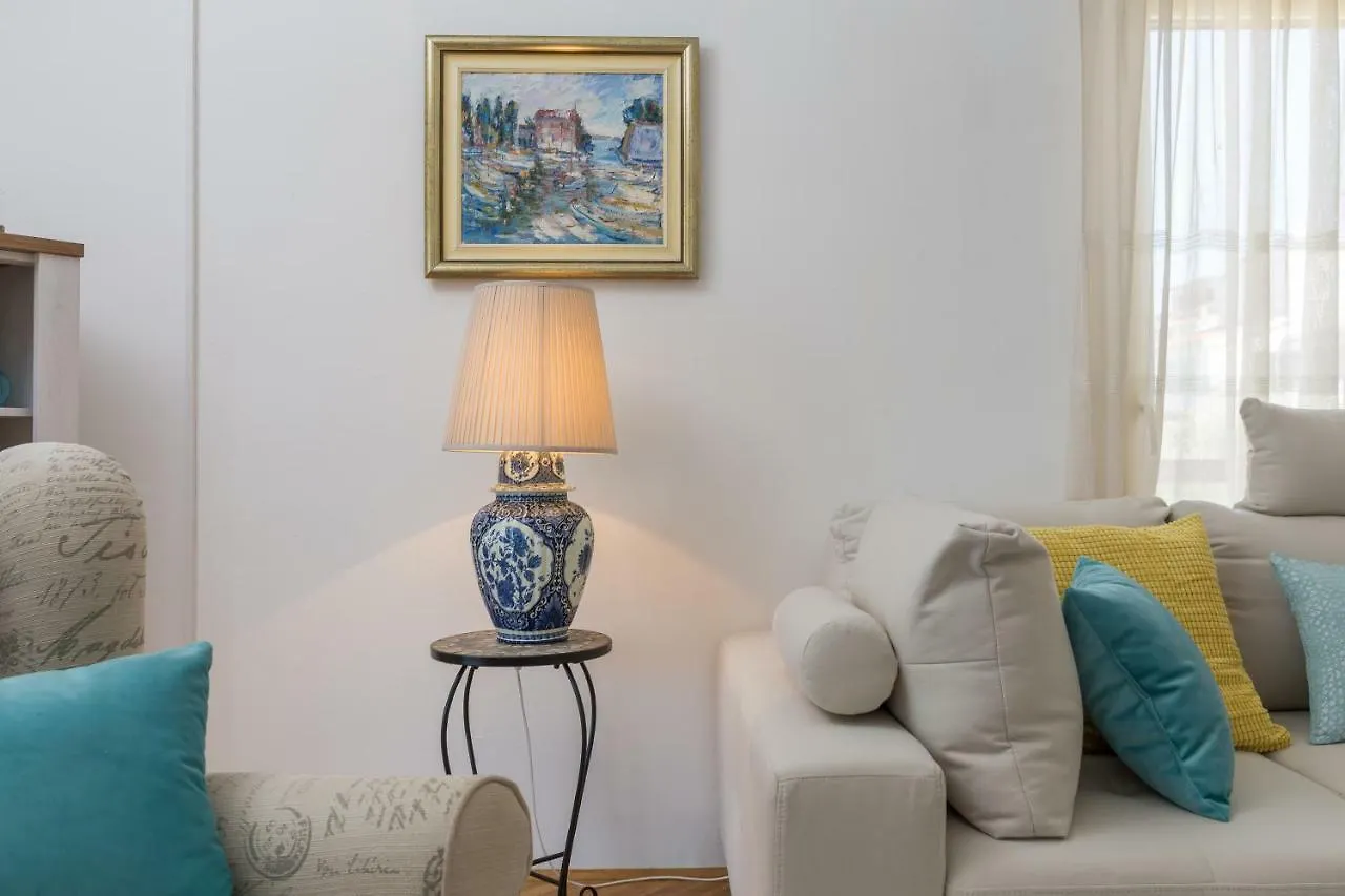 Villa Beachfront Apartments Trogir